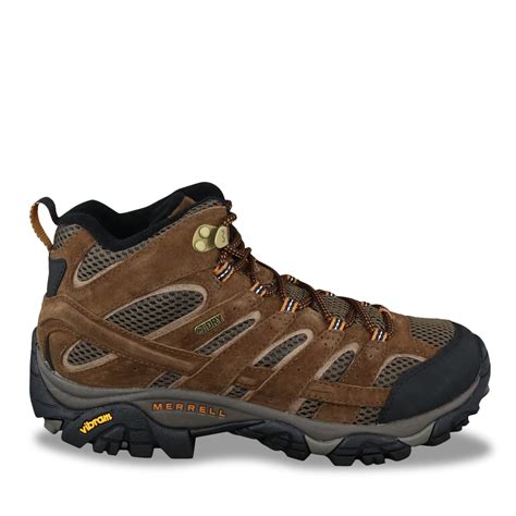 This suede and mesh-constructed pair sports a cushioned insole, EVA midsole and Vibram rubber lug sole for superior comfort and traction, making this well-rounded pair a smart, secure choice for any hiking trip. . Dsw hiking boots